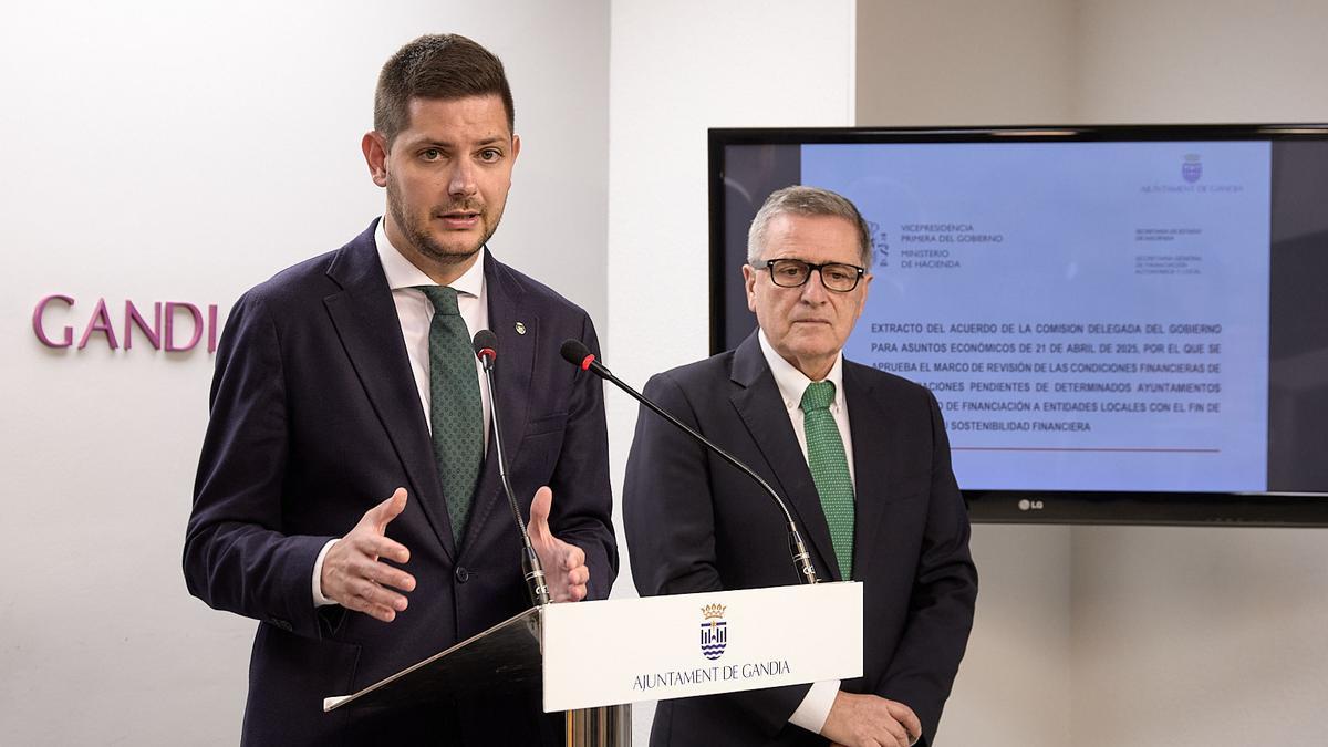 José Manuel Prieto y Salvador Gregori, en la comparecencia celebrada esta misma mañana.