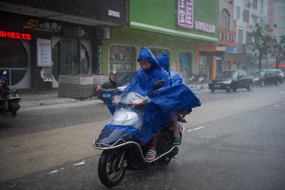 Mangkhut también siembra el caos en el sureste de China y deja más de 200 heridos