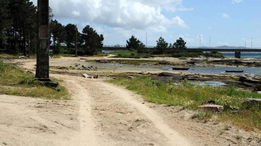 Senda litoral de O Terrón, uno de los espacios naturales de Cambados.  // Iñaki Abella