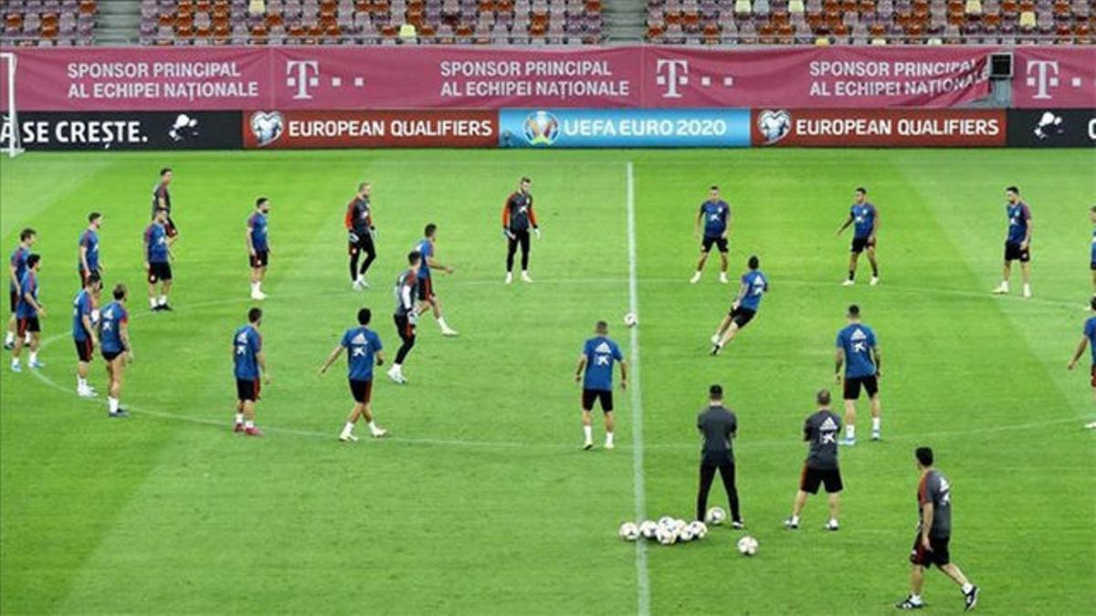 La selección entrena antes de su partido contra Rumanía