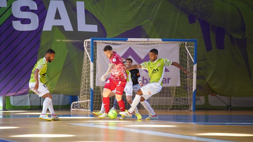 ElPozo acecha el liderato tras ganar al Palma (1-2)