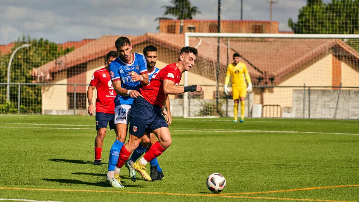 Ginés González, del Diocesano, en el partido del pasado domingo en liga ante el Socuéllamos.