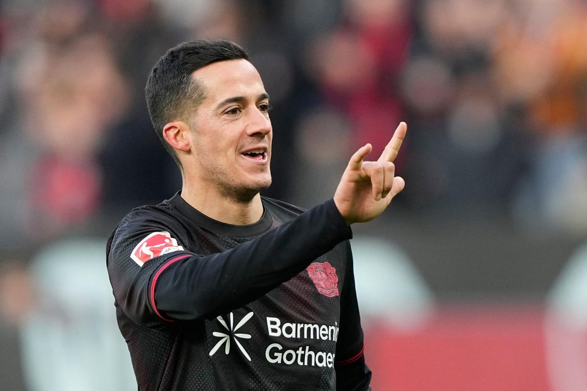 Lucas Vazquez celebra su primer gol con la camiseta del Bayer Leverkusen