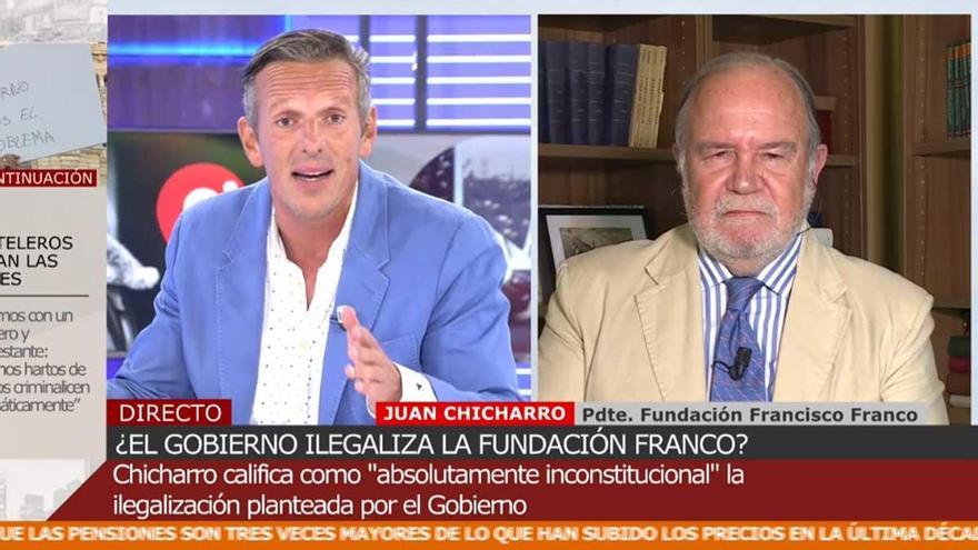 Momento tenso entre Joaquín Prat y el presidente de la Fundación Franco: &quot;Dejemos a mi padre en su lugar&quot;