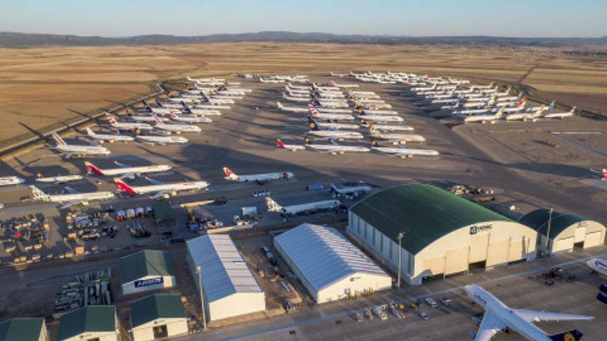 Instalaciones del aeropuerto de Teruel, en la localidad de Caudé.