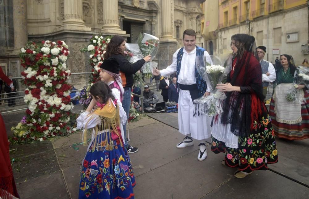 Ofrenda floral a la Morenica