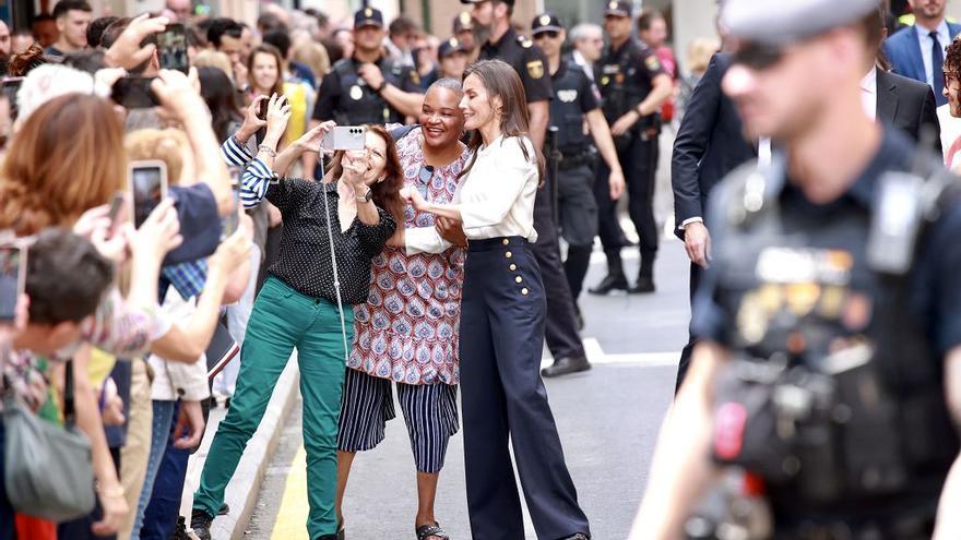 Las imágenes de la reina Letizia en el acto en Murcia por el Día Mundial de la Cruz Roja