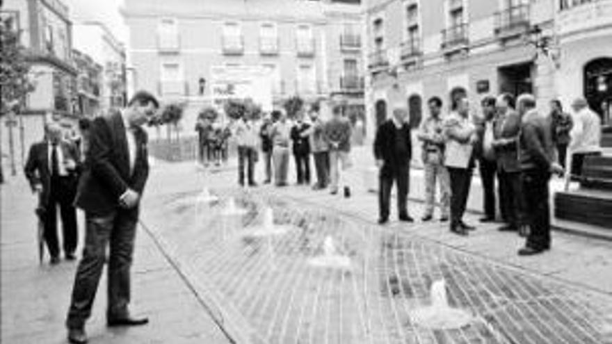 Una vía peatonal de un kilómetro une ya la plaza Alta con Memoria de Menacho