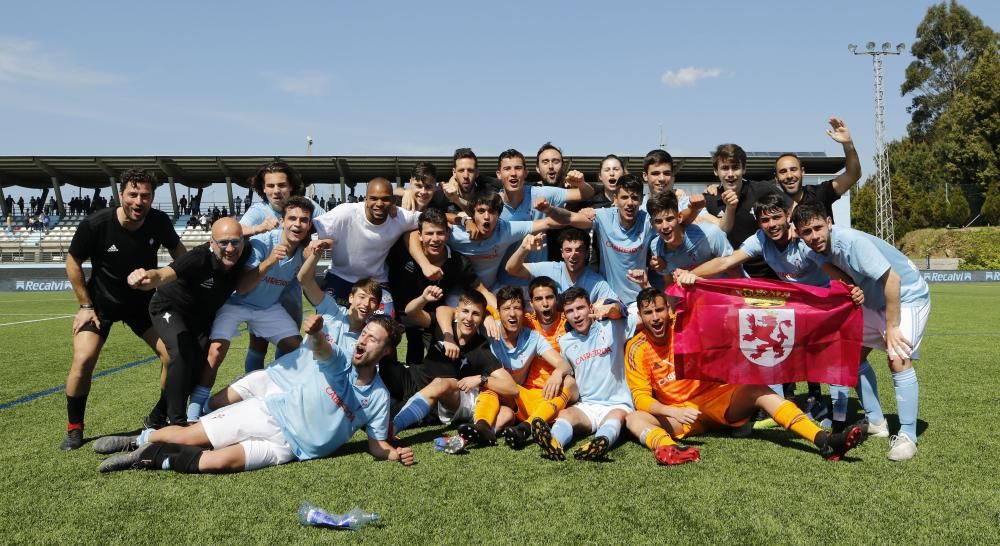 El equipo celeste se proclama campeón de liga tras golear al Pontevedra.