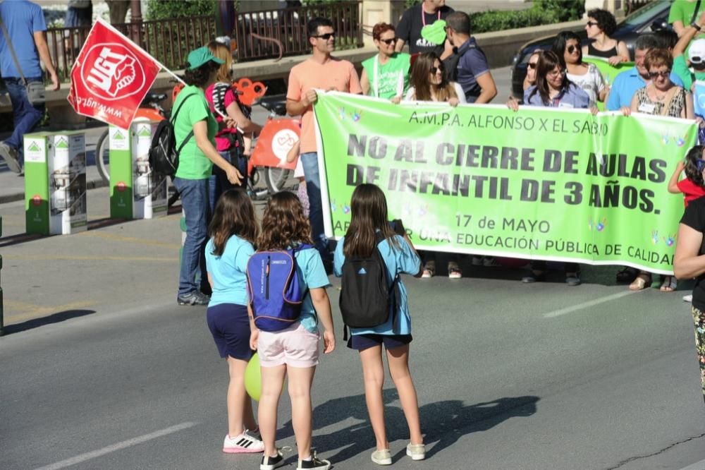 La protesta de educación en Murcia, en imágenes