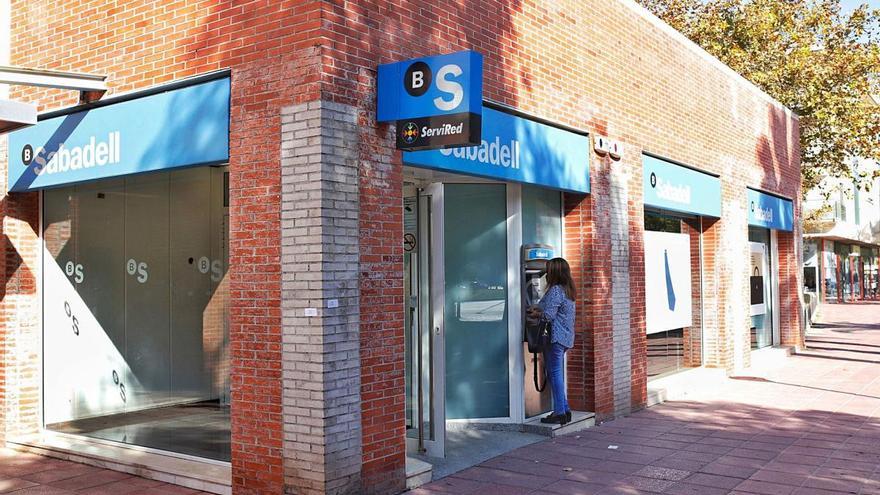 El Sabadell prescindirá de hasta 171 trabajadores en la Región