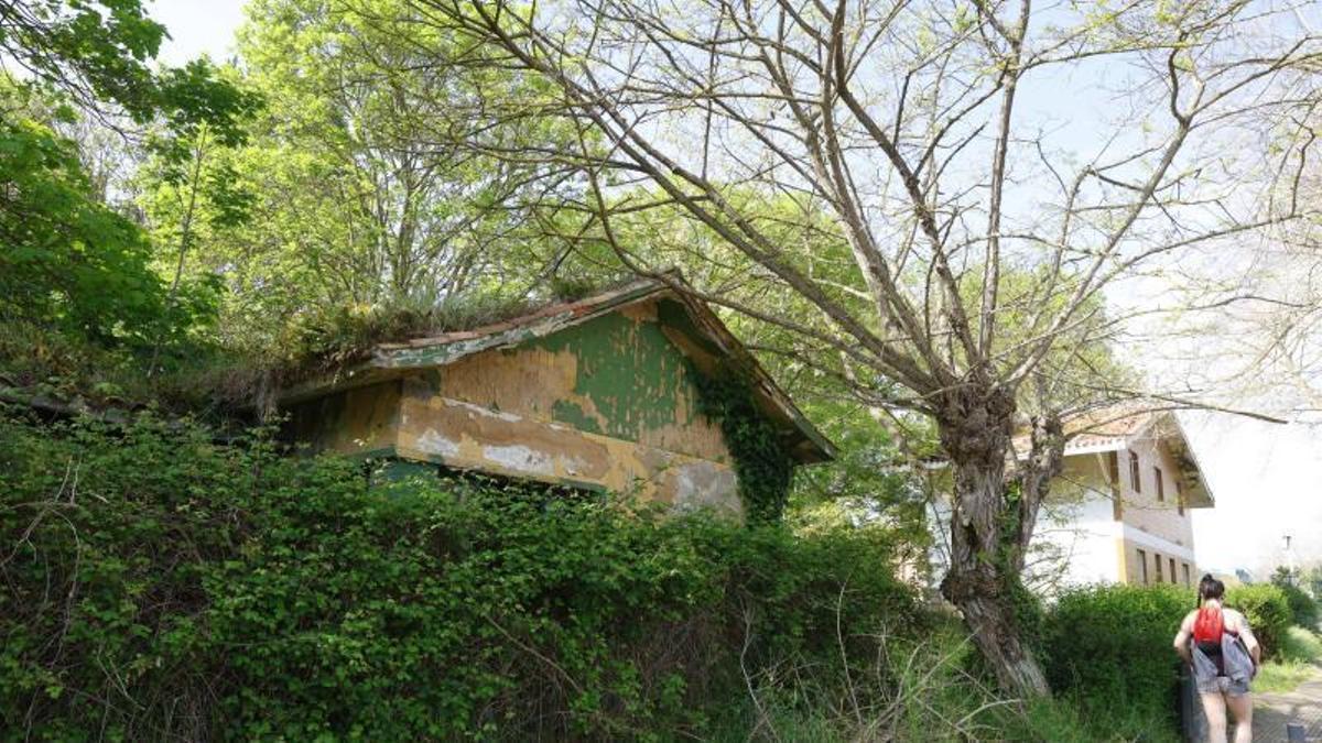 Varias viviendas en la Ciudad de Vacaciones de Perlora