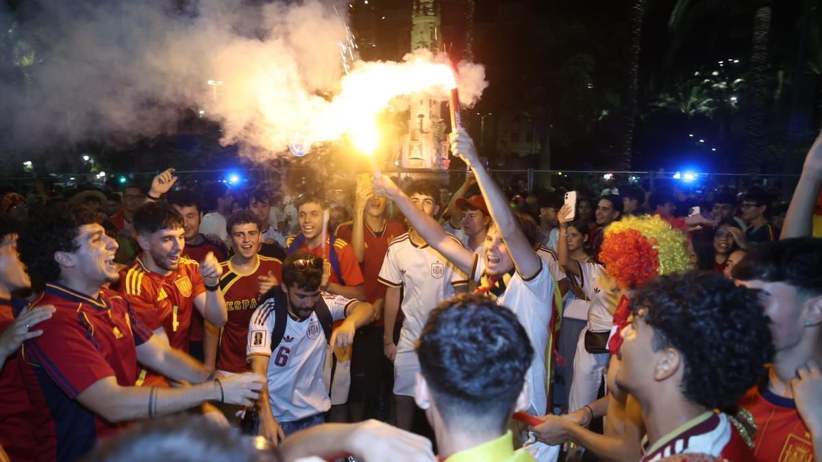 La segunda estrella de La Roja conquista Alicante: así ha sido la celebración en Luceros