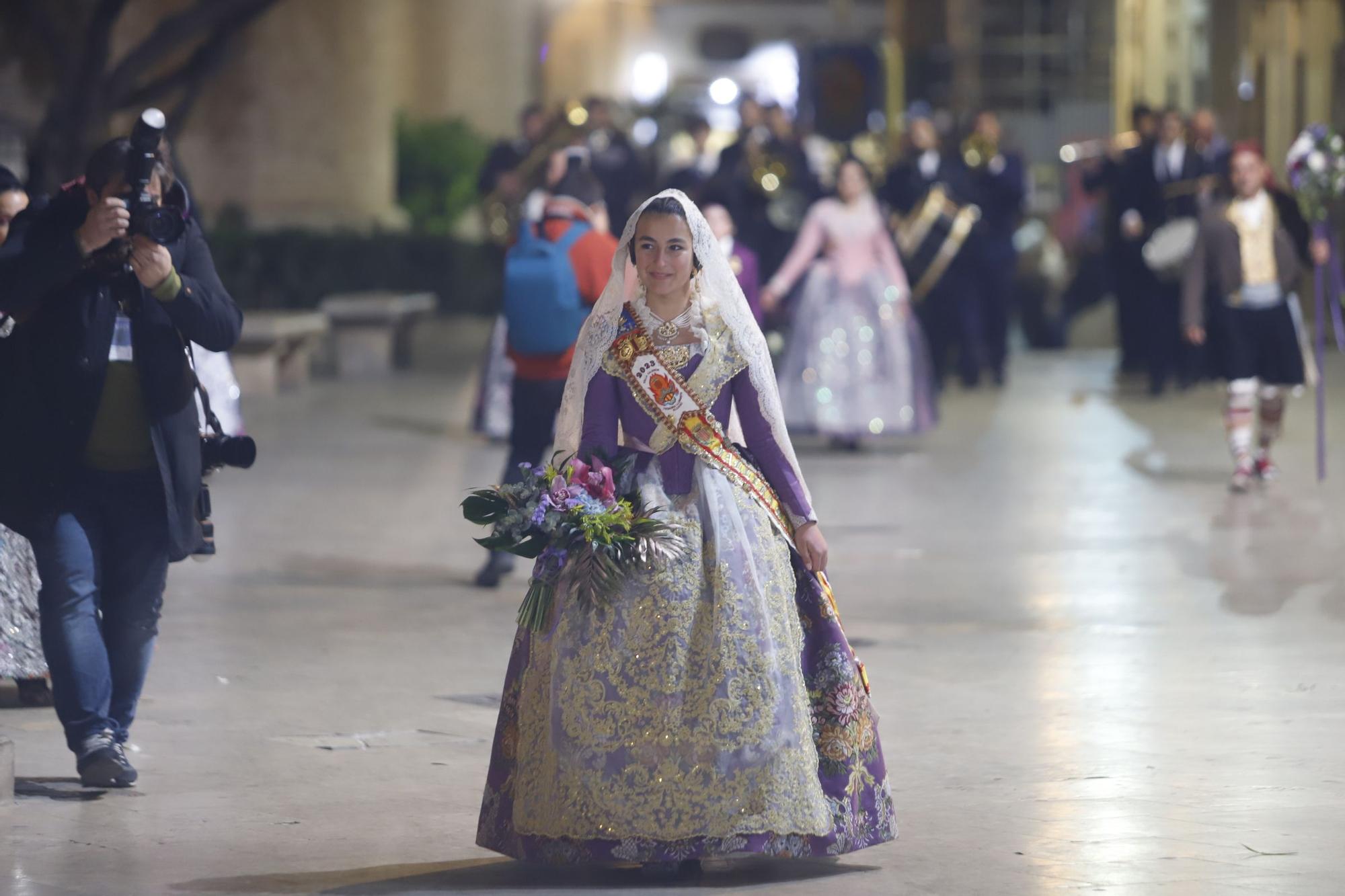 Las falleras mayores de las comisiones en la Ofrenda del 18 de Marzo (y II)