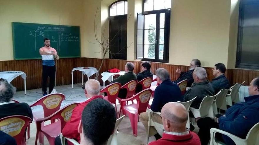Un momento de la charla.