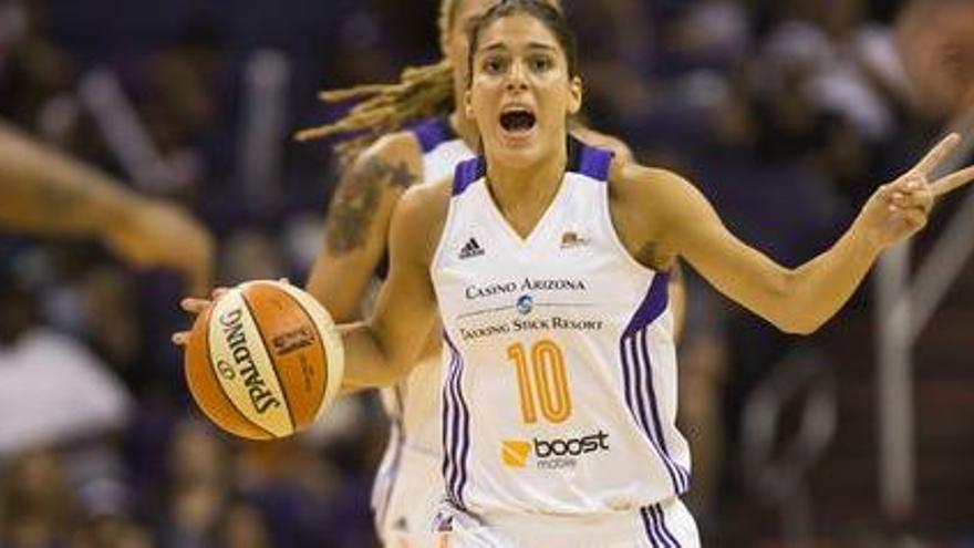 La base gironina Marta Xargay jugarà el «play-off» de la WNBA