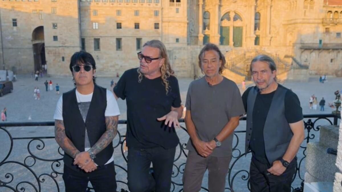 Maná en el balcón del Pazo de Raxoi