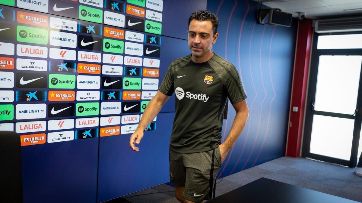 Xavi Hernández, antes de la rueda de prensa previa al Barça - Sevilla