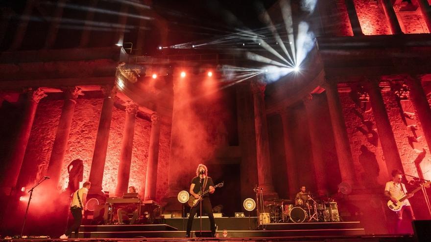 Izal se despide de Extremadura en el teatro de Mérida