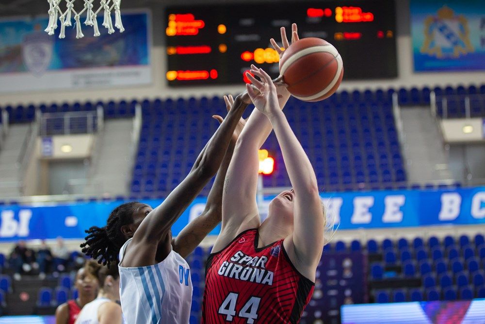 Clara derrota de l'Spar Girona en la visita a Kursk (92-75)