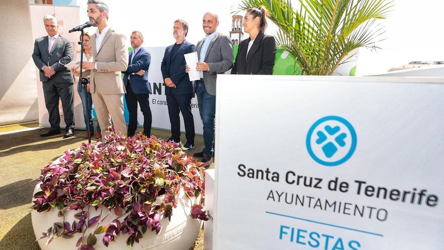 Música en la presentación de las Fiestas de Mayo de Santa Cruz