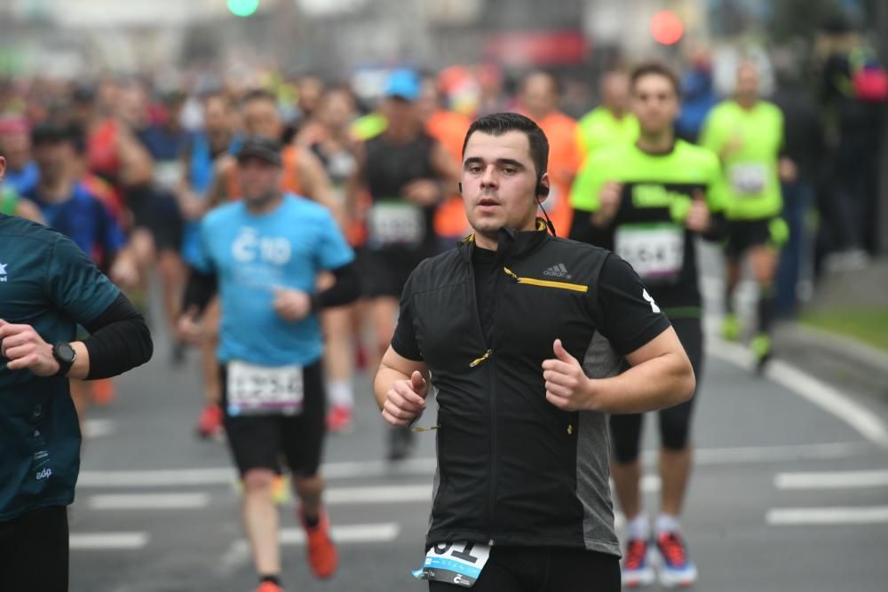 Búscate en la galería del medio maratón Coruña21