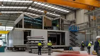 Los nuevos chiringuitos modulares llegan a la Malva-rosa en tiempo récord