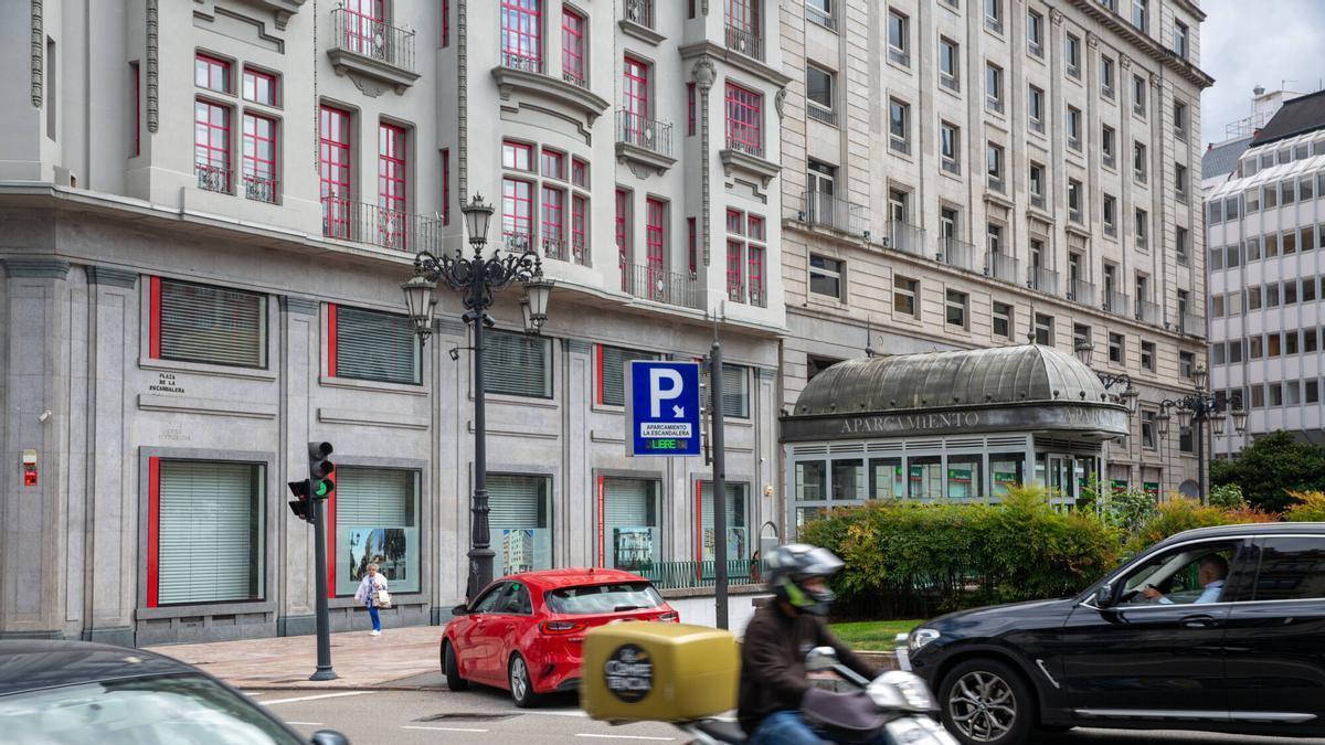 Oviedo prepara una nueva prórroga en la gestión del parking de La Escandalera: el aparcamiento estará abierto hasta que empiecen las obras de ampliación y la transformación de la plaza