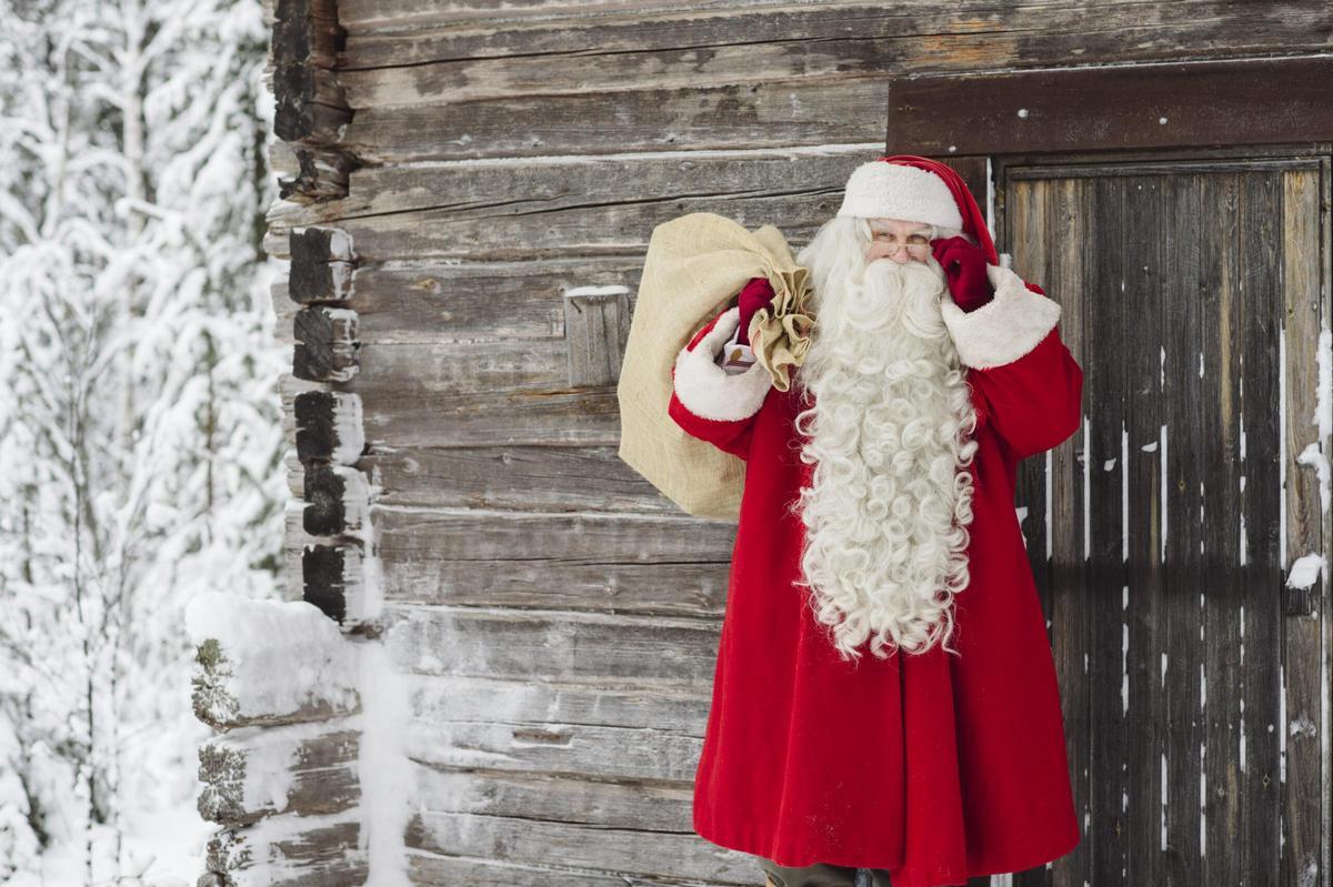 En Laponia se encuentra la casa de Papá Noel.