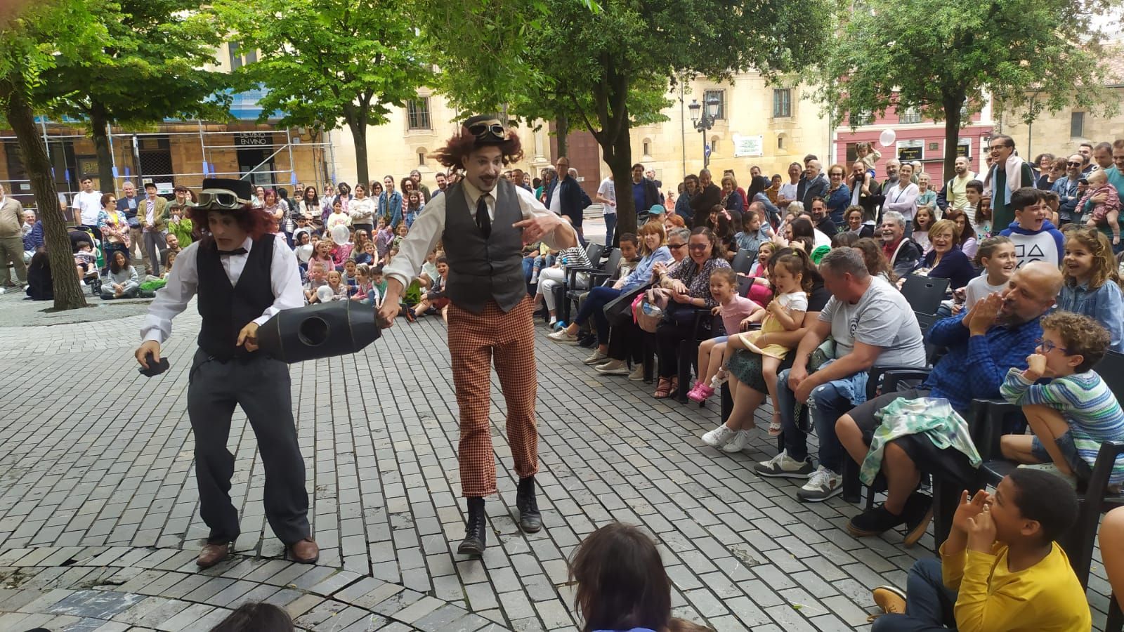 Última jornada del festival cultural familiar CAFCA, en Oviedo