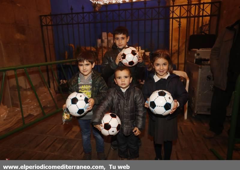 El Cartero Real recogió las ilusiones de los niños de Castellón