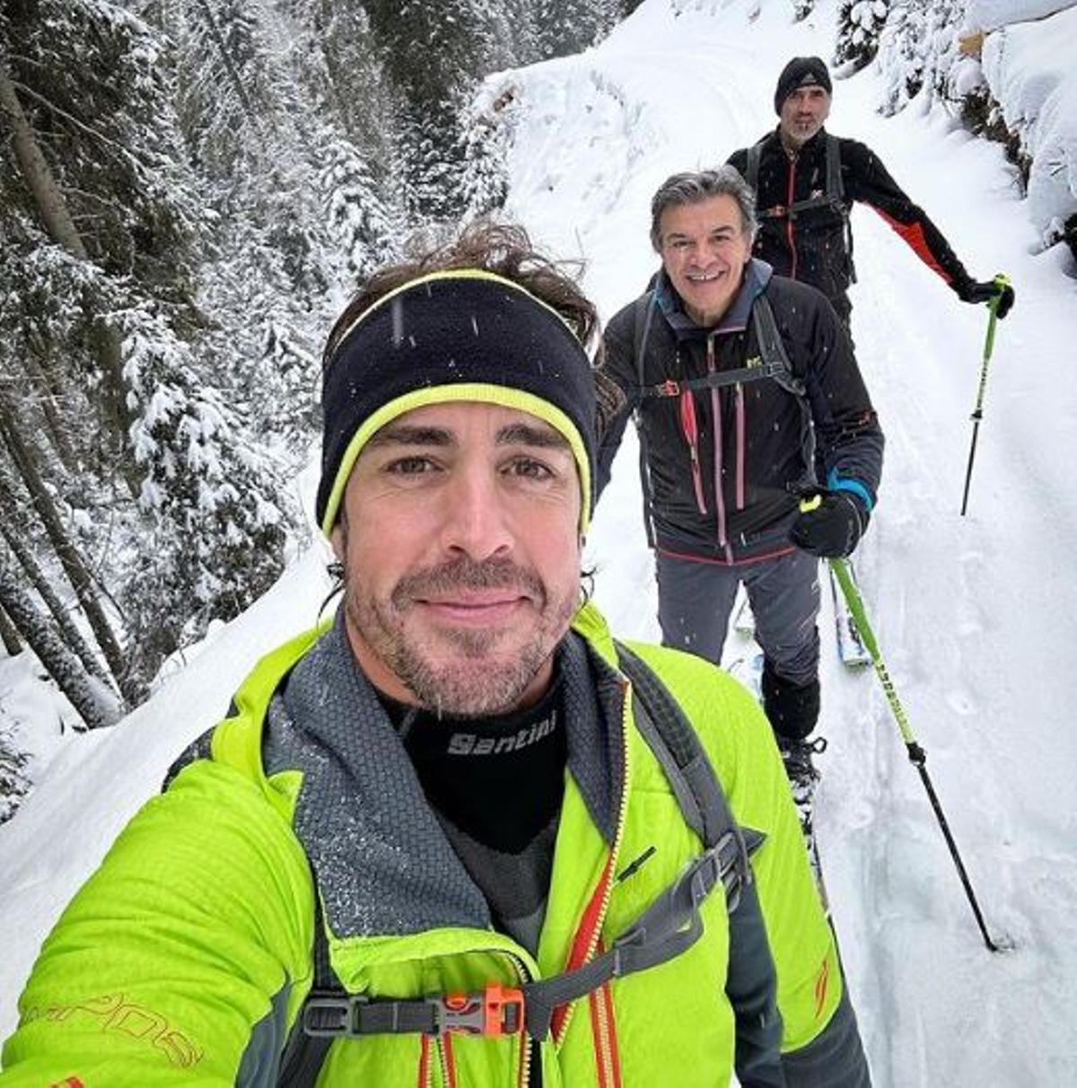 Fernando Alonso sigue entrenando sobre la nieve y el hielo.