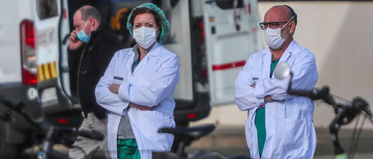 Sanidad pide que reintegre la extra a quien la cobró "indebidamente"