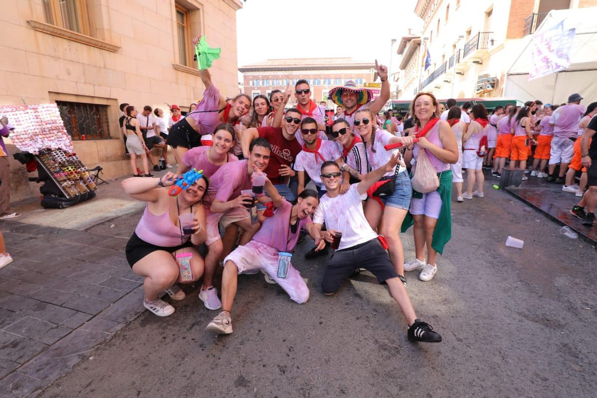 Gran ambiente en unas multitudinarias fiestas de La Vaquilla de Teruel