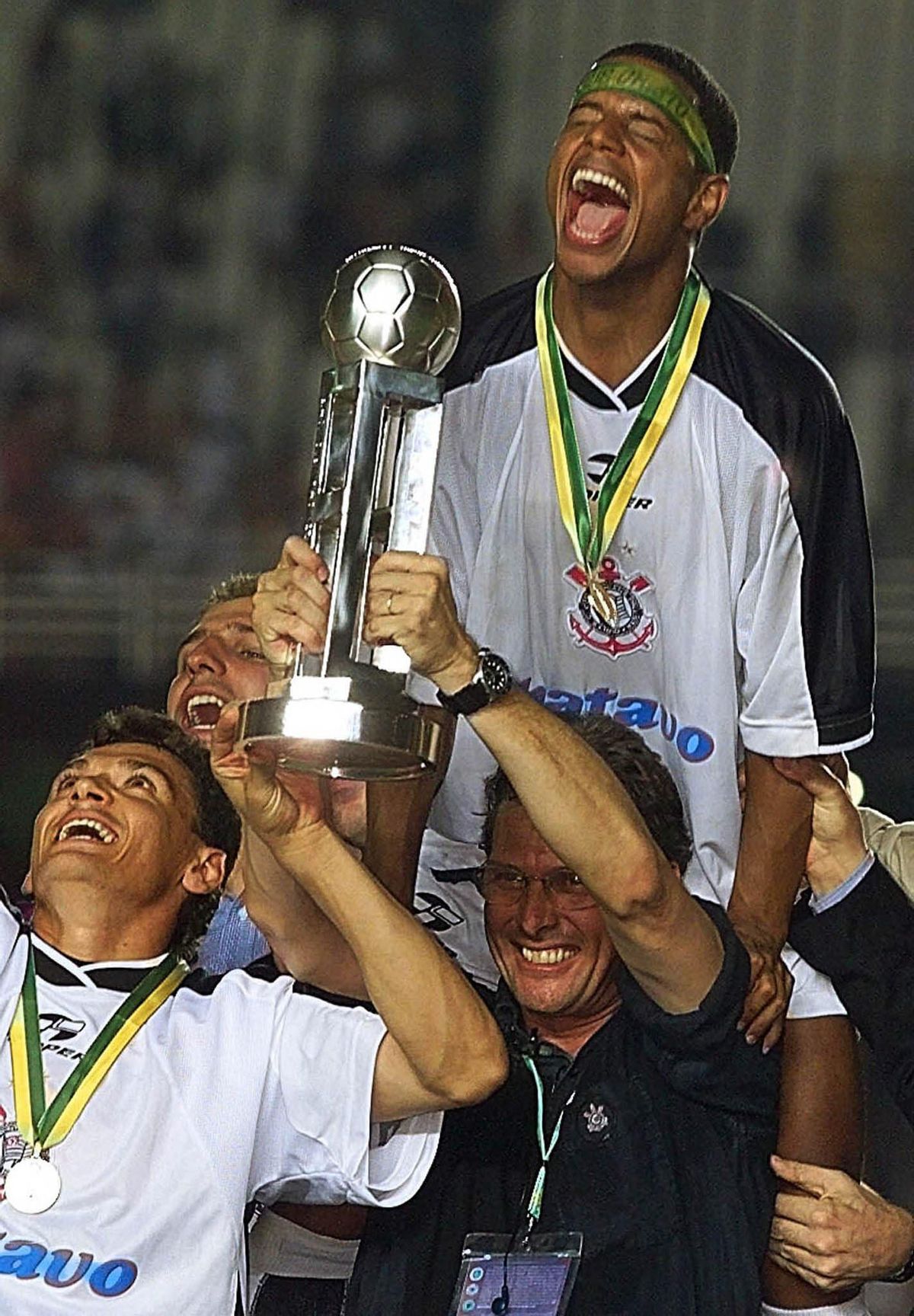 El Corinthians levantó el Mundial de Clubes en el 2000