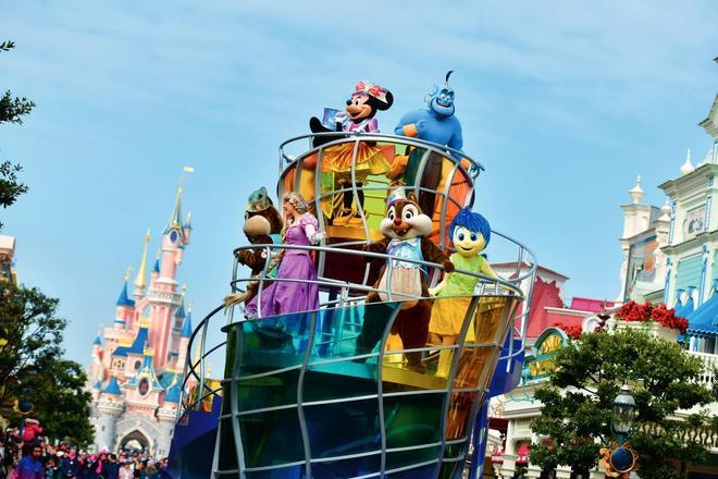 Dream... and Shine Brighter!, el nuevo espectáculo diurno de Disneyland Paris