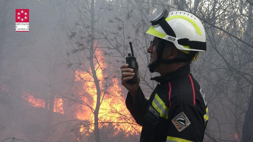 Incendio forestal en Cabanes