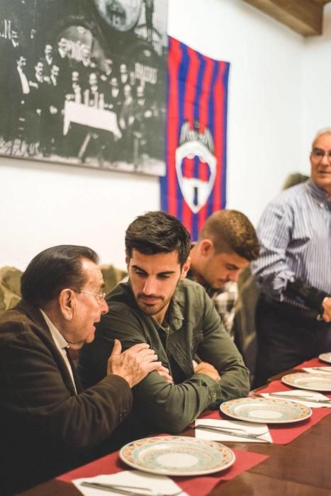 Cena de la peña La Unión con Chema y Raúl