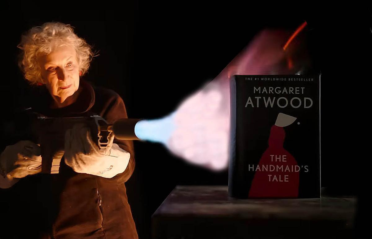 Margaret Atwood, durante la promoción de su novela 'El cuento de la criada'