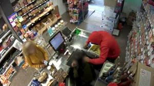 A presó per robar en una joieria de Terrassa i en cinc comerços més