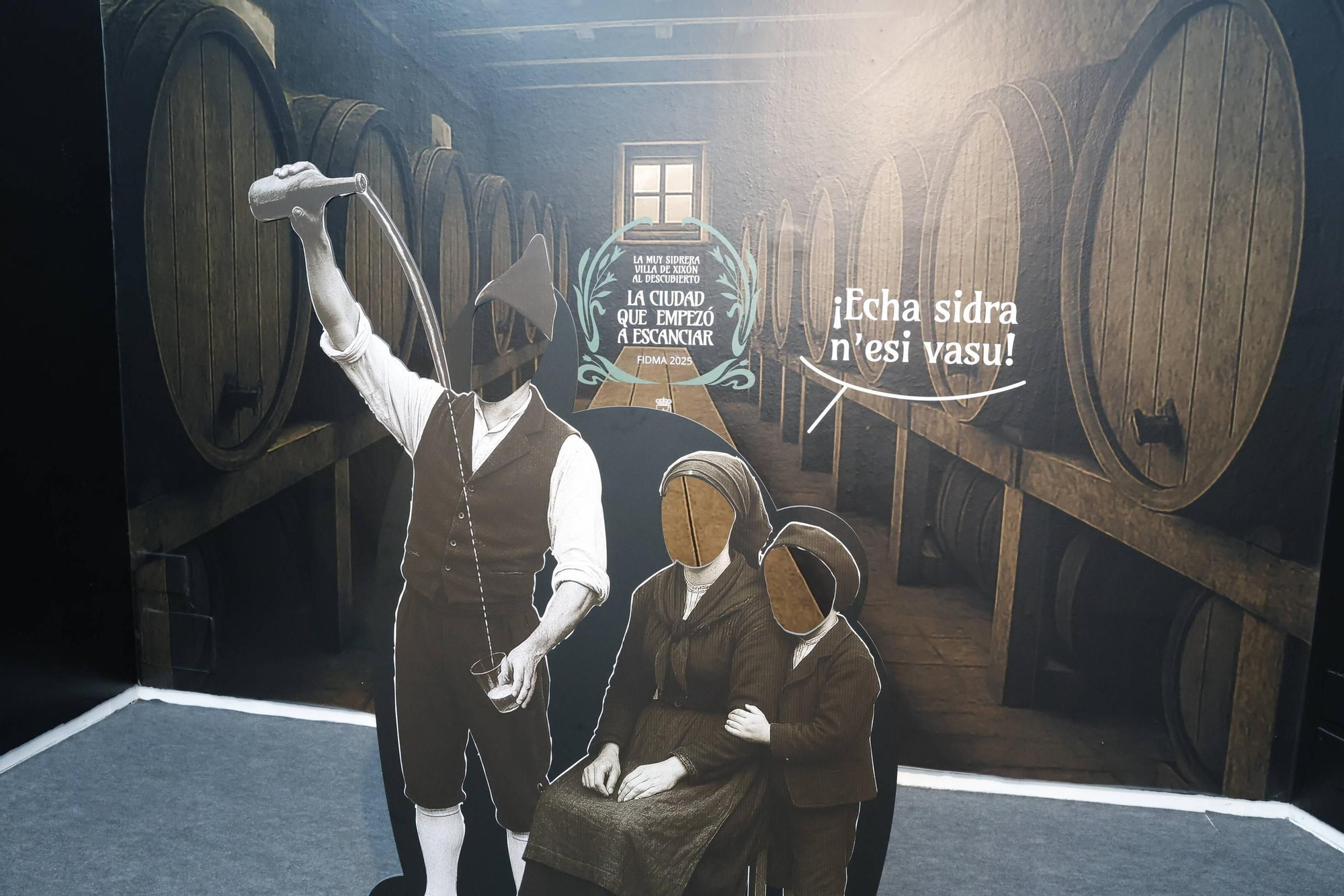 Gijón escancia su historia sidrera en la Feria de Muestras: así es el stand del Ayuntamiento (en imágenes)