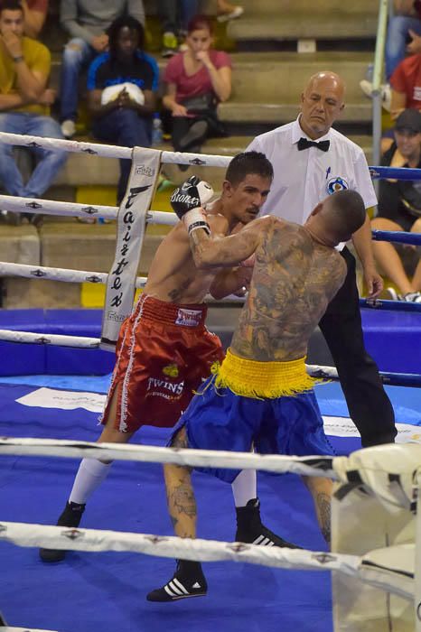 Velada de boxeo en La Gallera