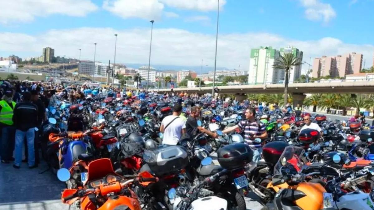 Concentración de motos en Gran Canaria