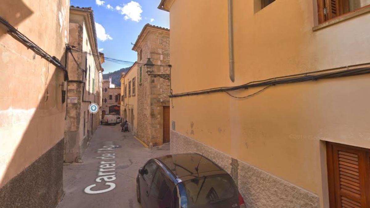 Der Raub erfolgte im Carrer Águila in Pollença auf Mallorca