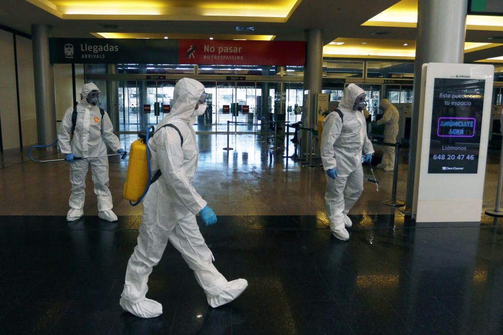 Desinfección en la Estación María Zambrano.