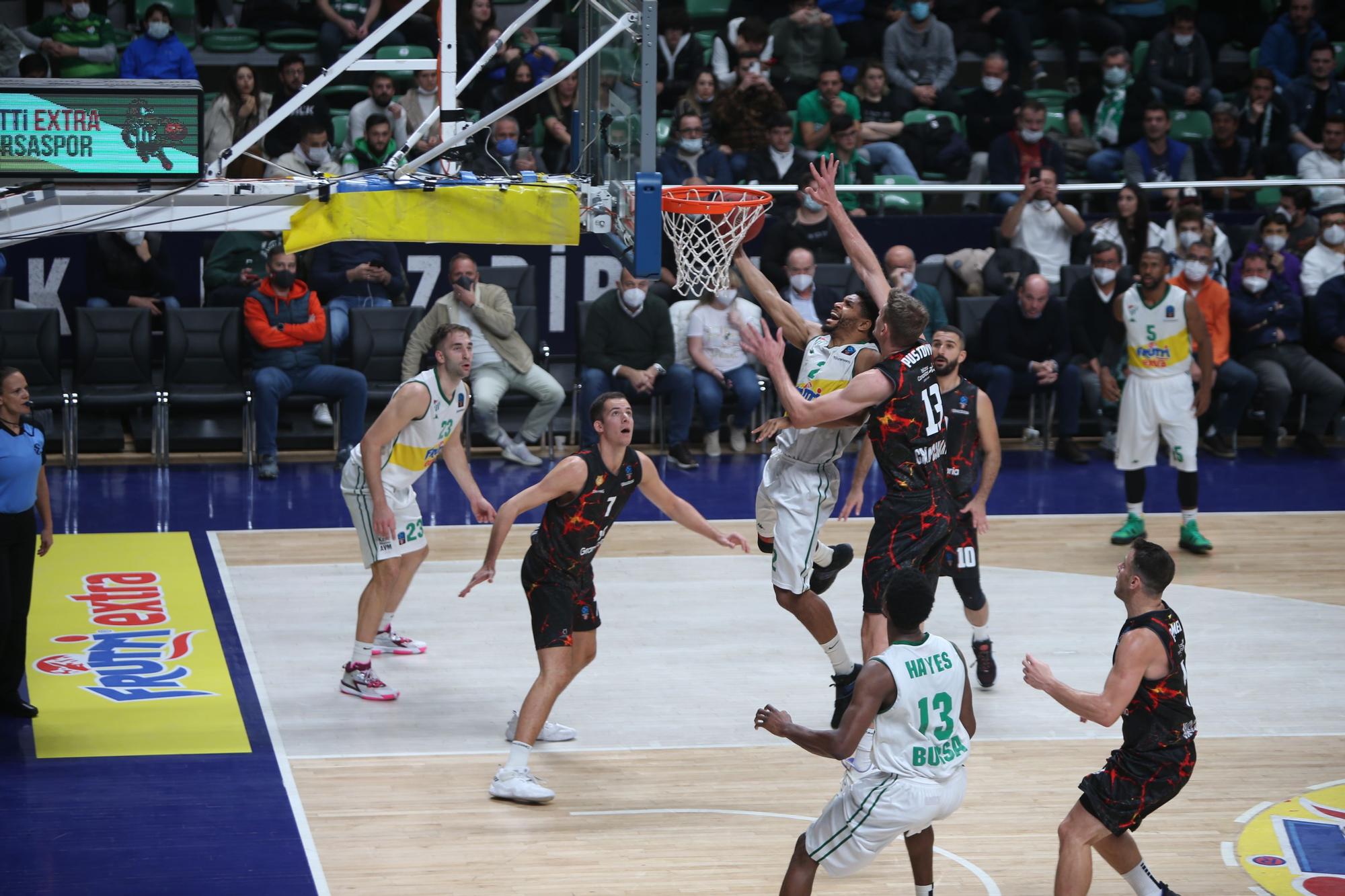 Frutti Extra Bursaspor (74) - CB Gran Canaria (85)