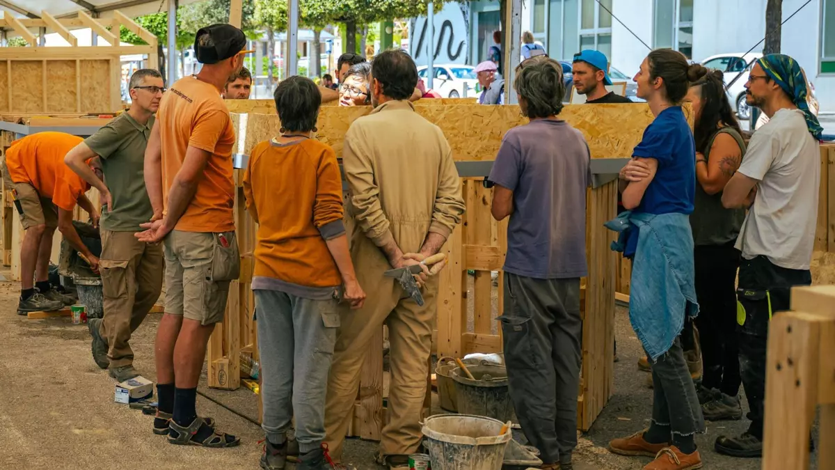 El Gremi Fusta i Moble posa a prova els materials de la bioconstrucció