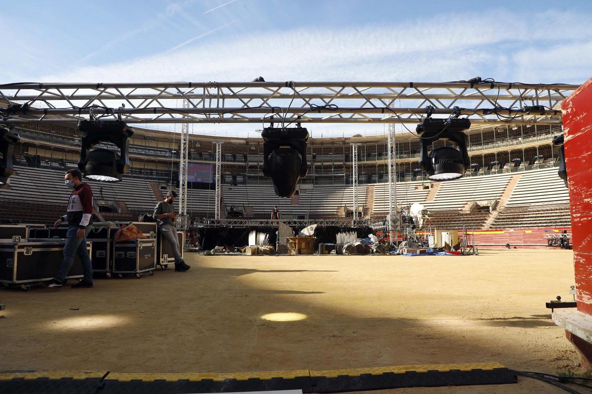 Así se prepara la plaza de toros de València para la Cabalgata de Reyes