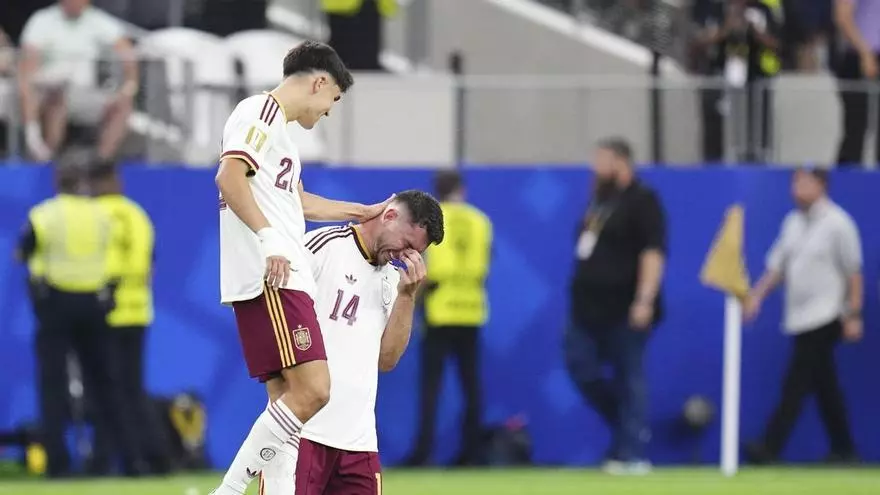 La FIFA desata la polémica al excluir a Cubarsí y Laporte del once ideal del Mundial