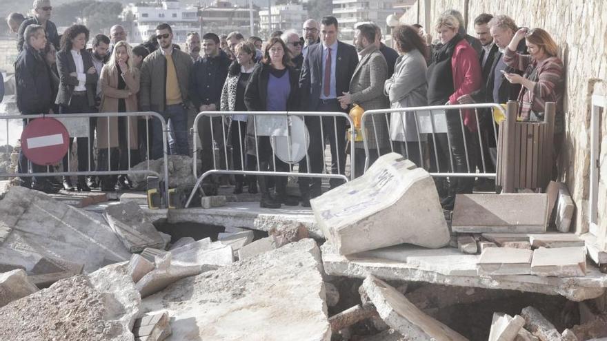 Der spanische Premier hatte im Januar nach dem Sturmtief Gloria den Ort besucht und Hilfe versprochen.